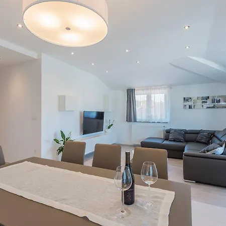 Roy Apartmán Medulin